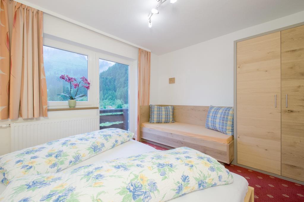 Ferienwohnung Pension Tirol 비클바흐 외부 사진